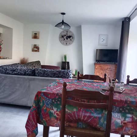Gite Au Calme Centre Finistere Jardin Clos Trégourez Kültér fotó