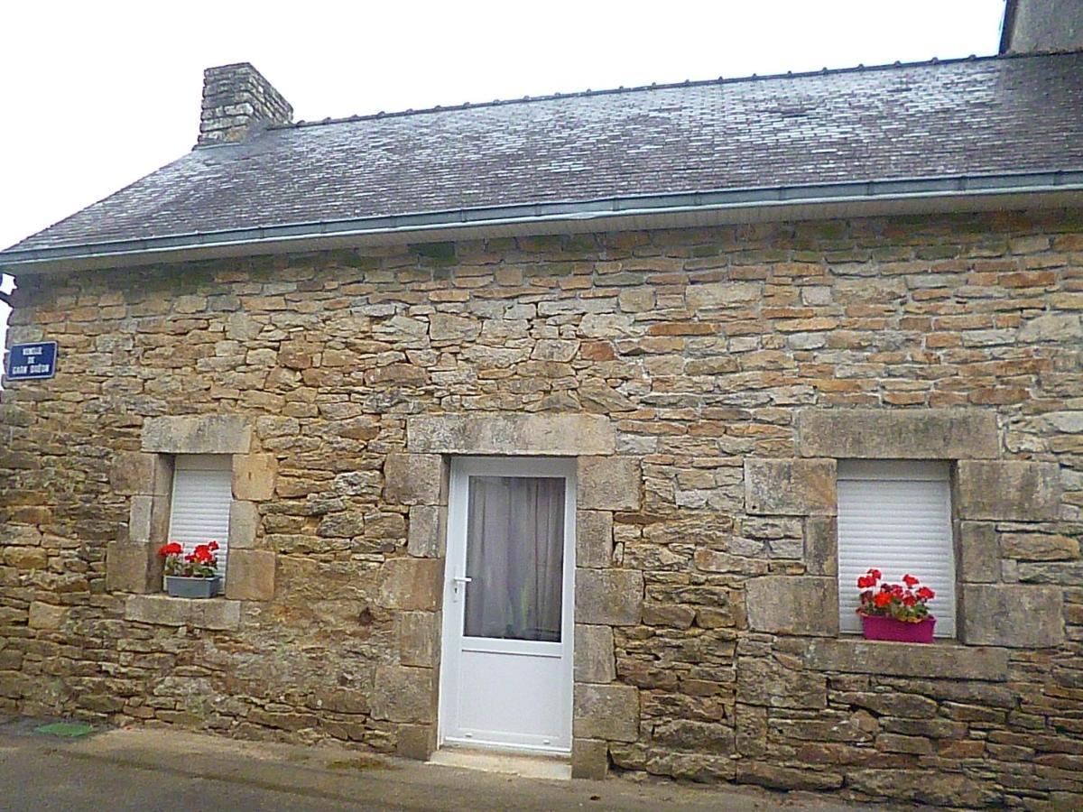 Gite Au Calme Centre Finistere Jardin Clos Trégourez Kültér fotó