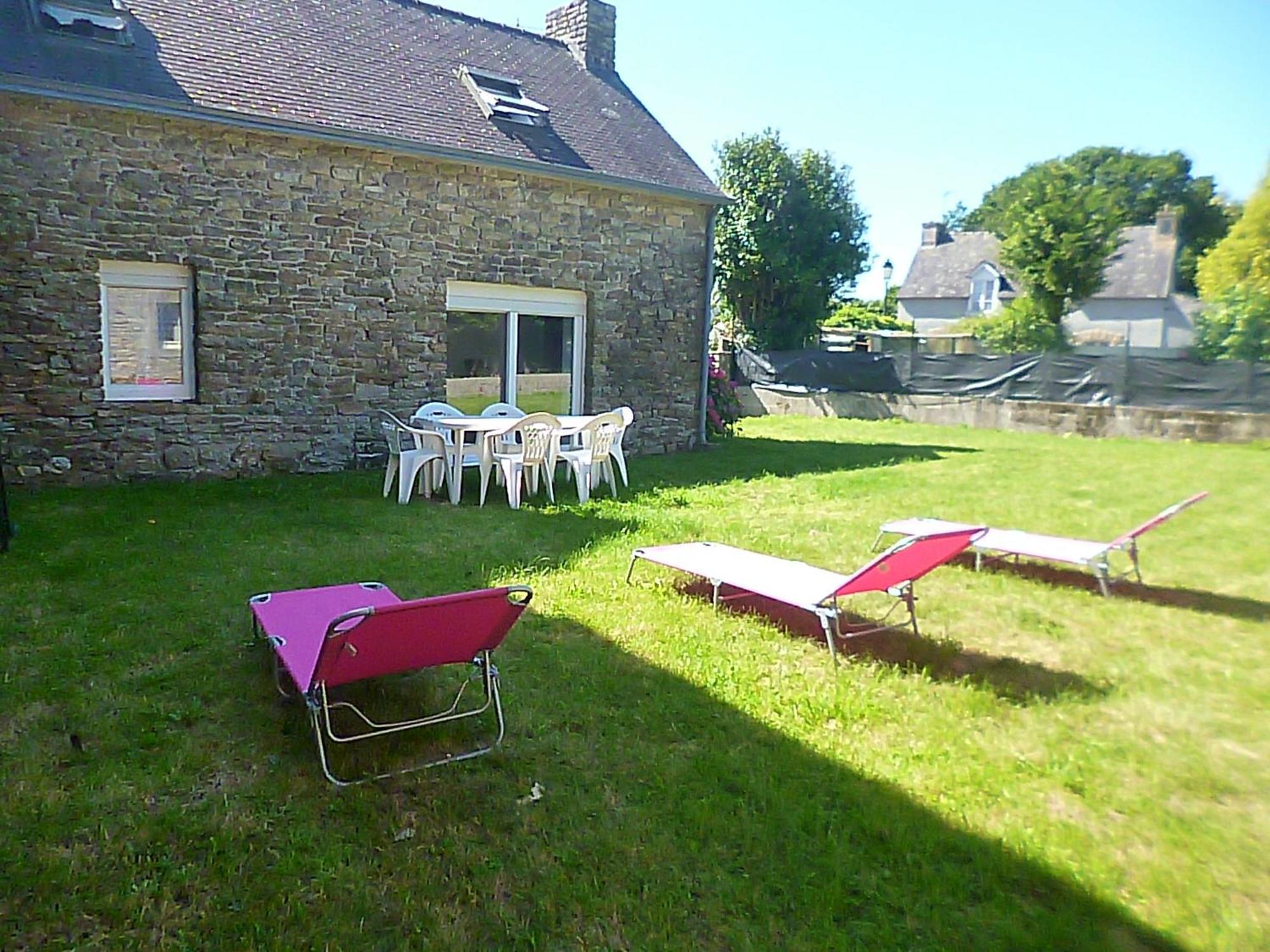 Gite Au Calme Centre Finistere Jardin Clos Trégourez Kültér fotó