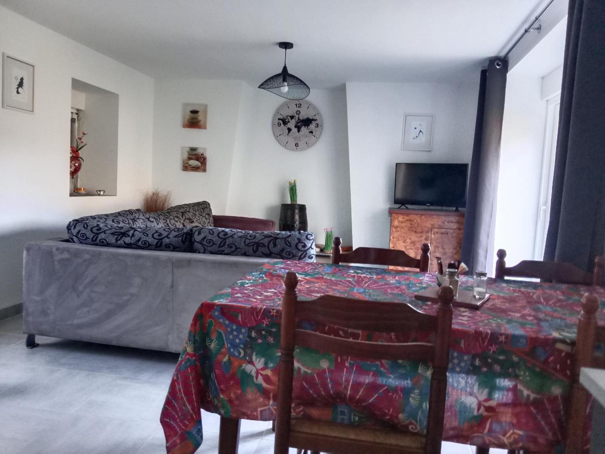 Gite Au Calme Centre Finistere Jardin Clos Trégourez Kültér fotó